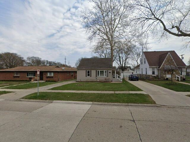 House image located at Royal Oak, MI 48073