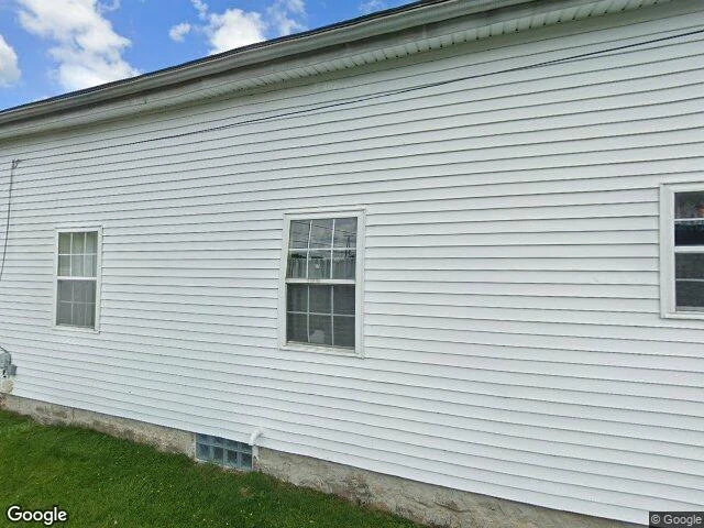 House image located at Newcomerstown, OH 43832