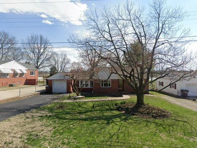 House image located at East Alton, IL 62024