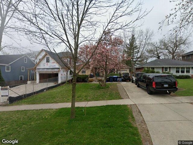 House image located at Clarendon Hills, IL 60514