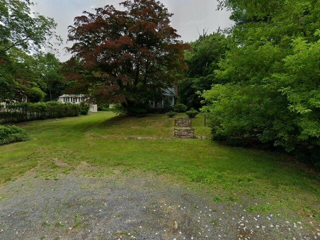 House image located at Armonk, NY 10504