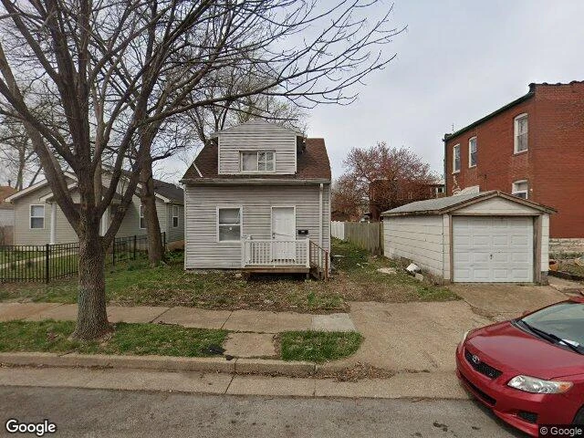House image located at Saint Louis, MO 63111