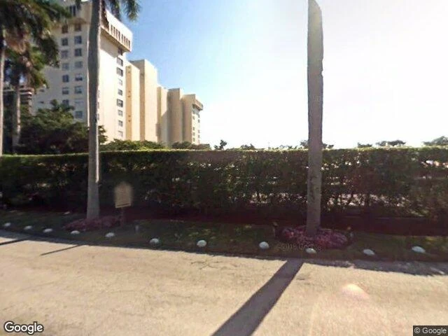House image located at Miami, FL 33181