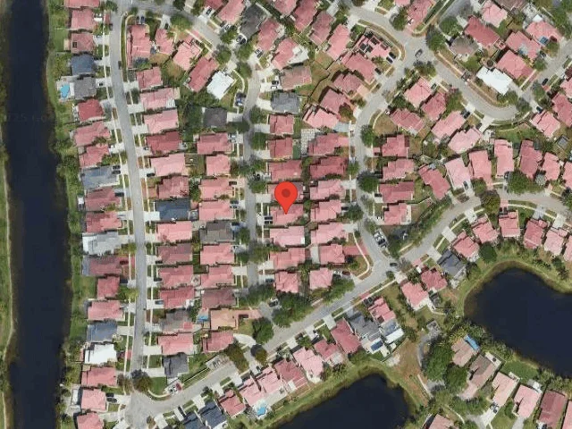 House image located at Hollywood, FL 33027