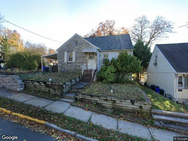 House image located at Ridgefield, NJ 07657