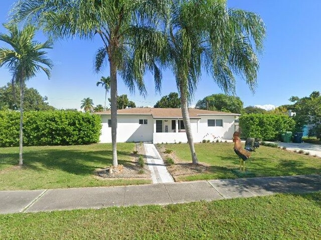 House image located at Miami, FL 33189