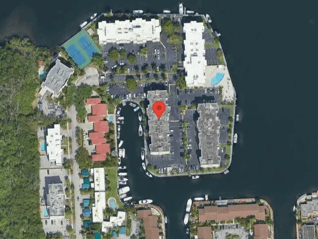 House image located at North Miami Beach, FL 33160