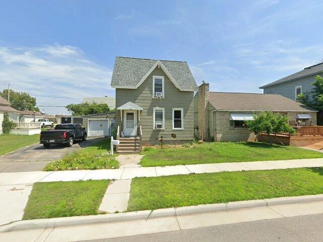 House image located at Marinette, WI 54143