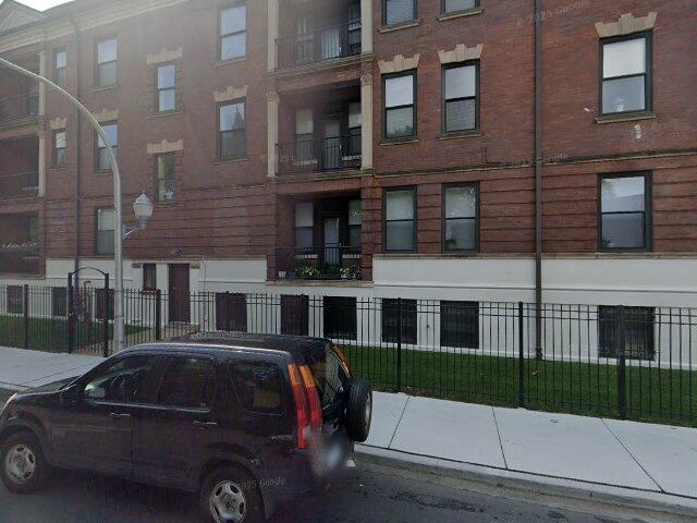 House image located at Chicago, IL 60653