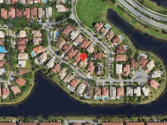 House image located at Hollywood, FL 33027