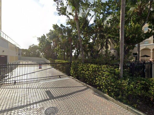 House image located at North Miami Beach, FL 33160