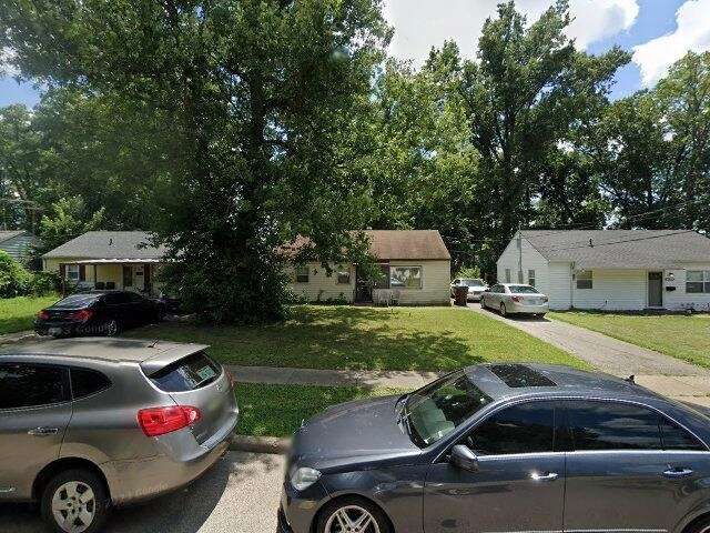 House image located at Waukegan, IL 60085