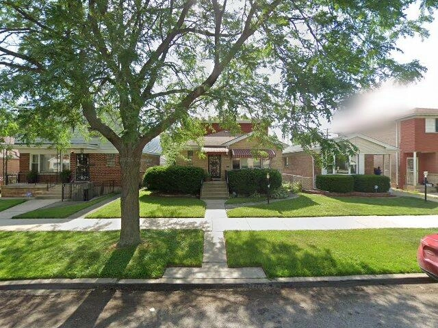 House image located at Chicago, IL 60628