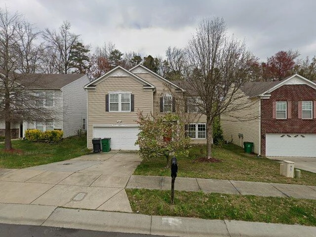 House image located at Charlotte, NC 28269