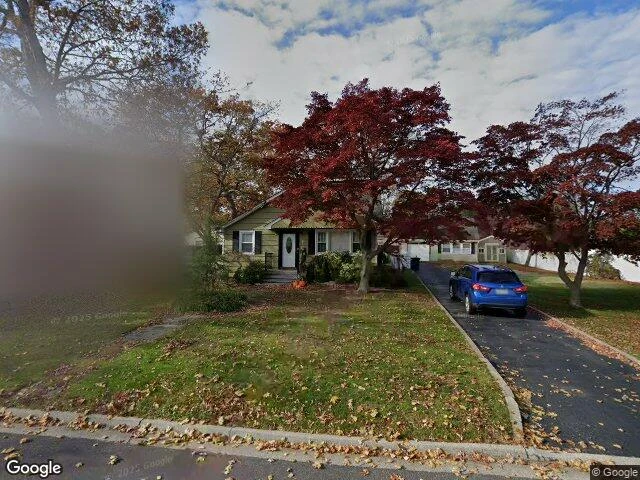 House image located at North Babylon, NY 11703