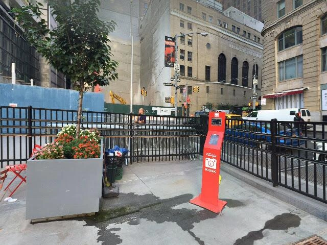 House image located at Seminole, FL 33777