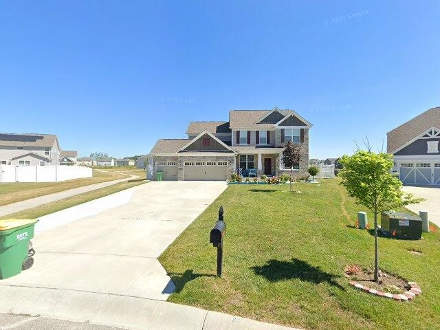House image located at Avon, IN 46123