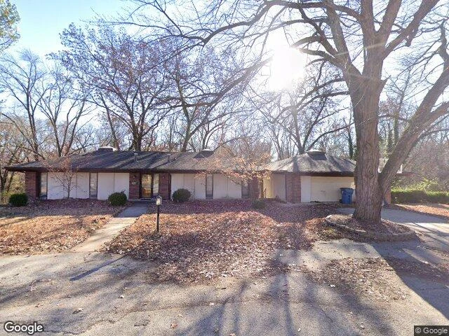 House image located at Alton, IL 62002