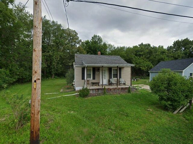 House image located at Peoria, IL 61615