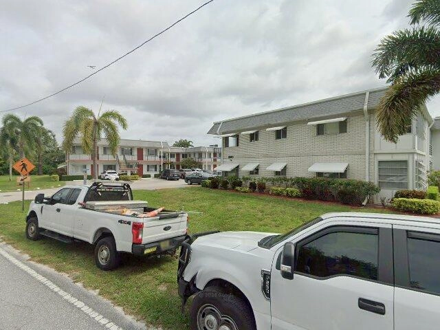 House image located at Lake Worth, FL 33461