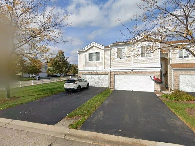 House image located at Elgin, IL 60123