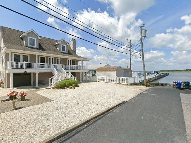 House image located at Wilmington, DE 19802