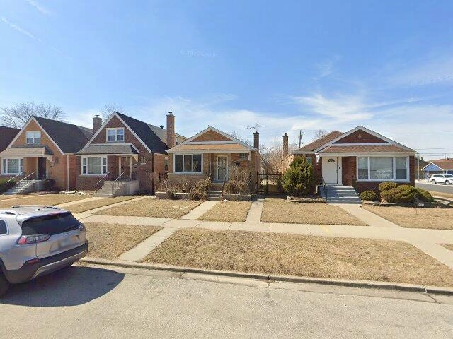 House image located at Chicago, IL 60652