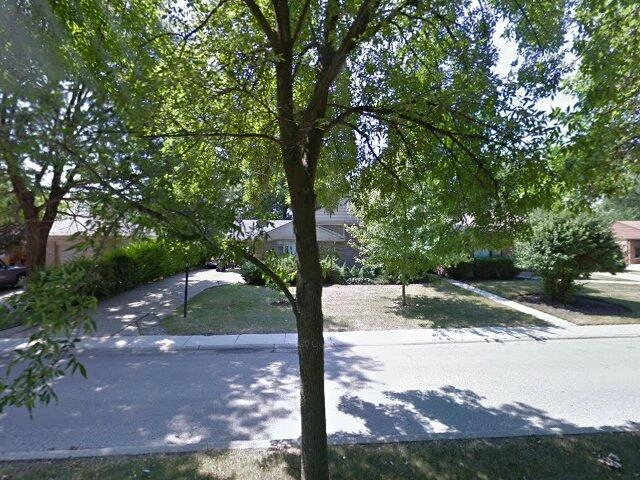 House image located at Lincolnwood, IL 60712
