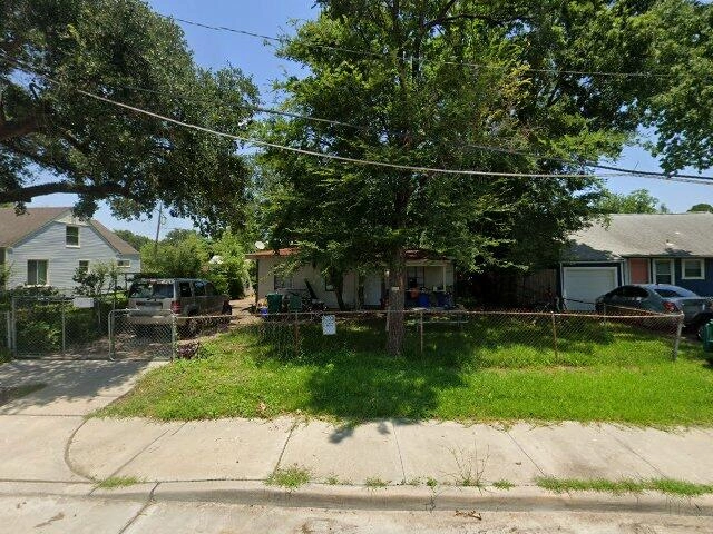 House image located at Pasadena, TX 77506