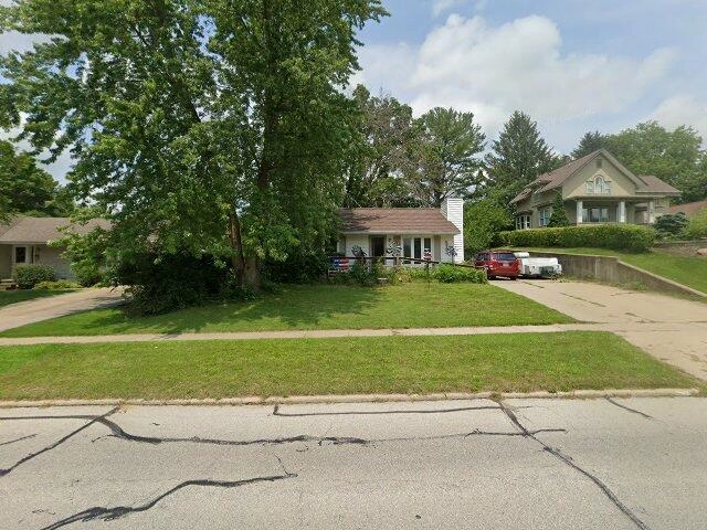 House image located at Iowa City, IA 52245