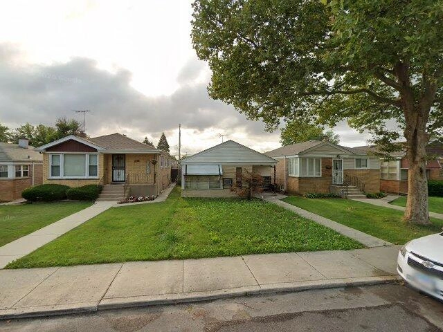 House image located at Chicago, IL 60652