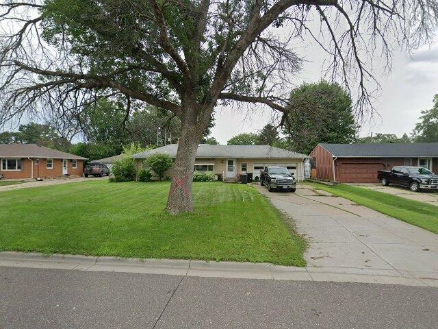House image located at Saint Paul, MN 55117