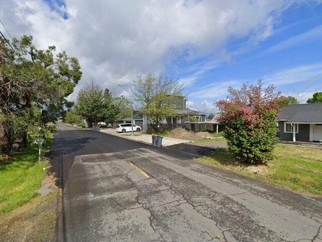 House image located at Medford, OR 97501