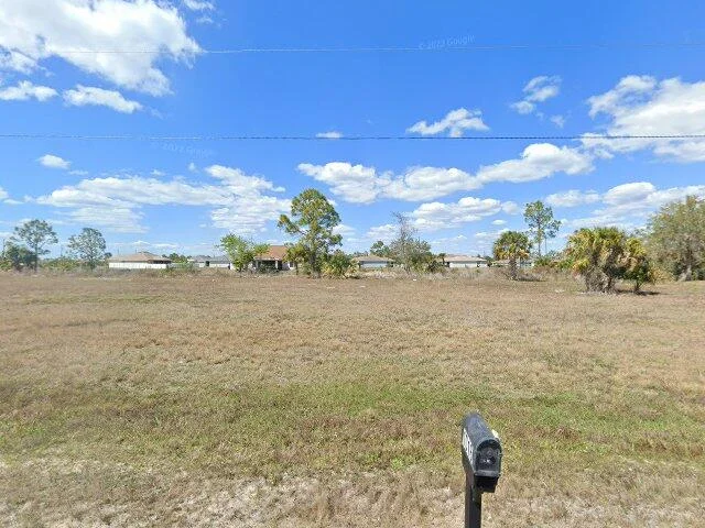 House image located at Cape Coral, FL 33909