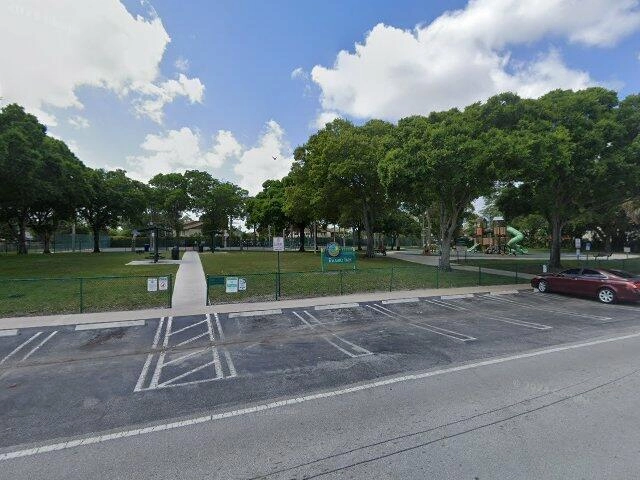 House image located at Lake Worth, FL 33463