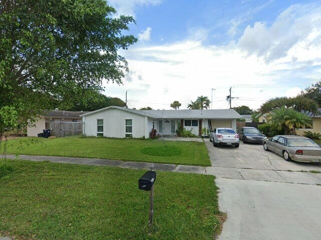 House image located at Miami, FL 33157