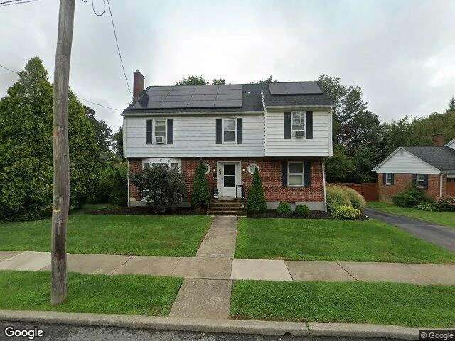 House image located at Phillipsburg, NJ 08865