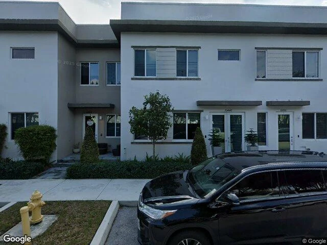 House image located at Miami, FL 33178