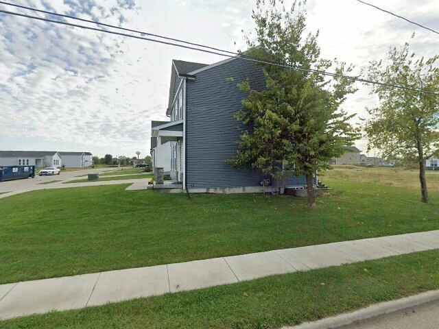 House image located at Silvis, IL 61282