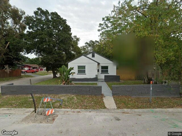 House image located at Saint Petersburg, FL 33712