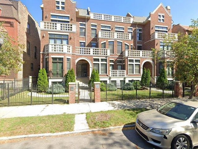 House image located at Chicago, IL 60653