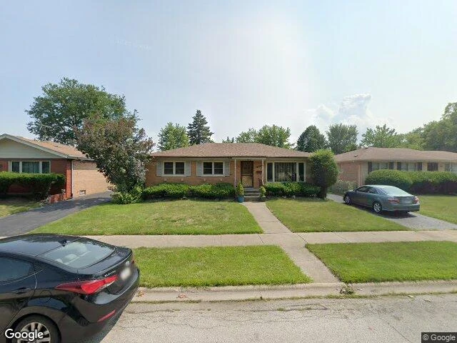 House image located at South Holland, IL 60473