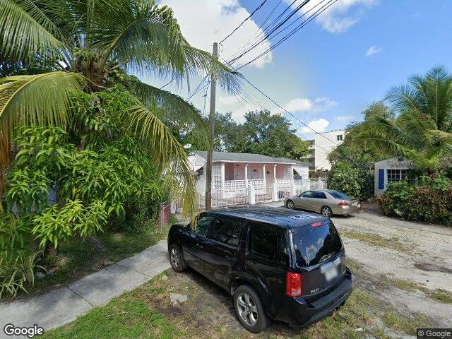 House image located at Miami, FL 33161