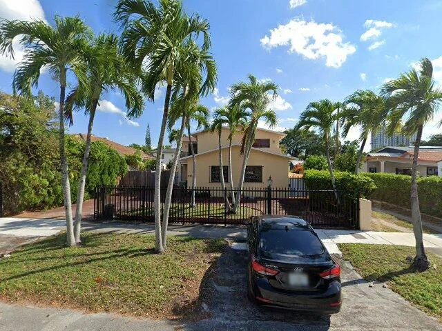 House image located at Miami, FL 33129