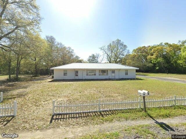 House image located at Defuniak Springs, FL 32435