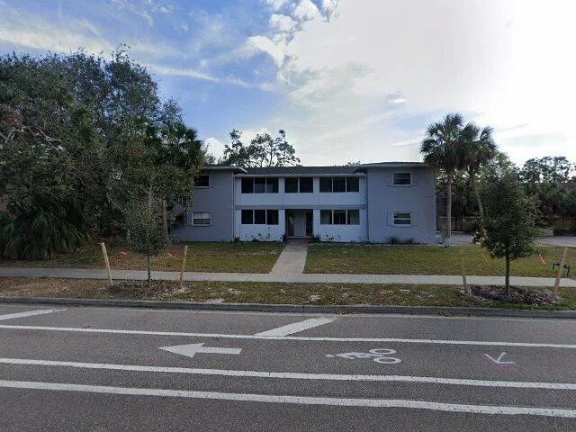 House image located at Saint Petersburg, FL 33712
