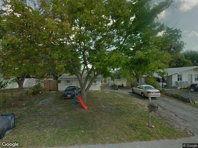 House image located at Hollywood, FL 33023