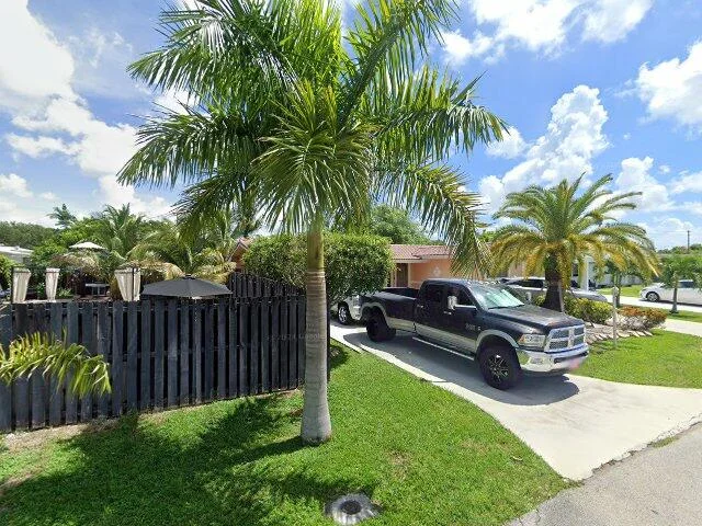 House image located at Hollywood, FL 33024