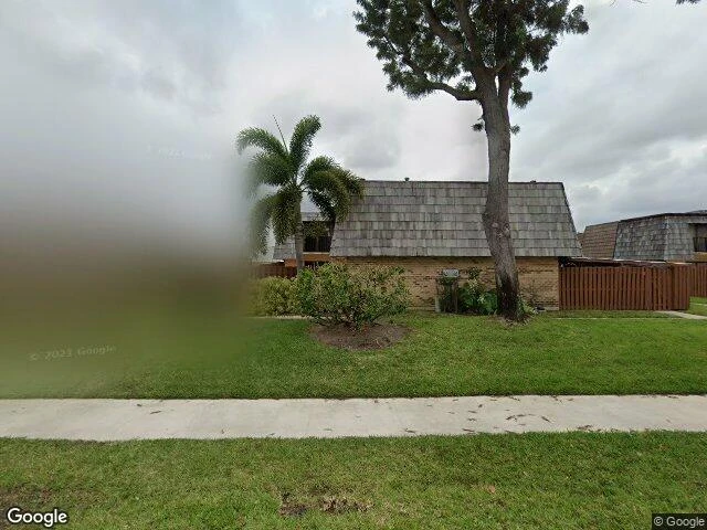House image located at Lake Worth, FL 33461