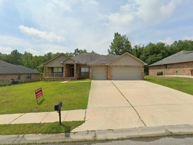 House image located at Gulfport, MS 39503